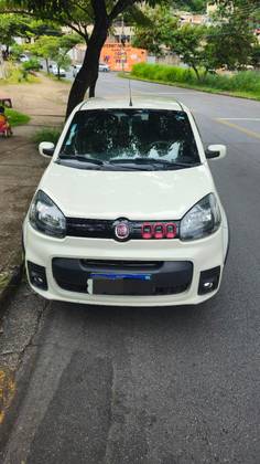 FIAT UNO 1.4 EVO SPORTING 8V FLEX 4P AUTOMATIZADO FIAT UNO 1.4 EVO SPORTING 8V FLEX 4P AUTOMATIZADO